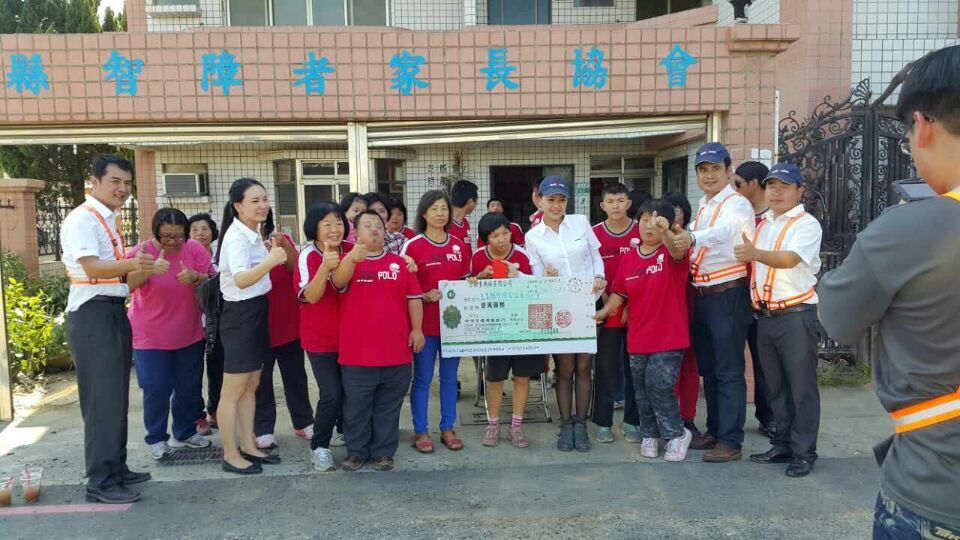 嘉義市长大赞云顶国际yd888智能挖掘机环台义举