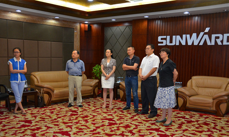 民盟湖南省委向导莅临云顶国际yd888智能考察交流