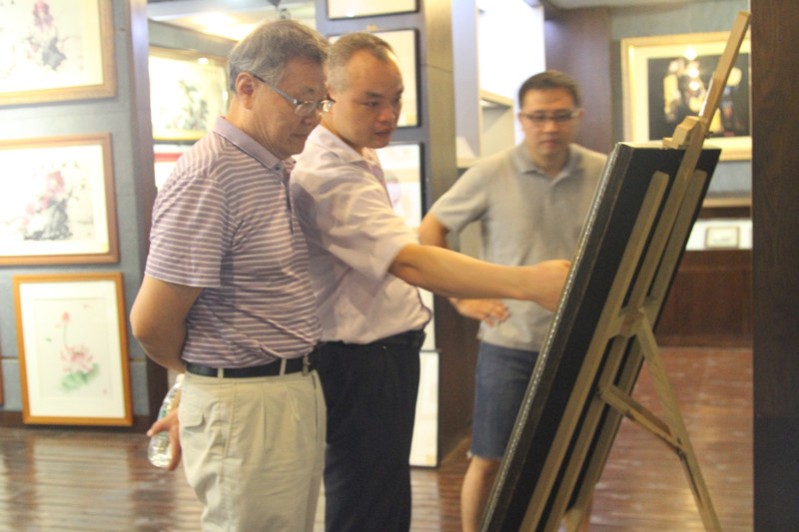 民盟云顶国际yd888智能支部活动彰显“针”功夫