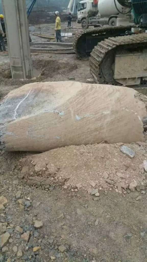 效率横跨两倍！云顶国际yd888智能SWDM360旋挖钻名动贵阳