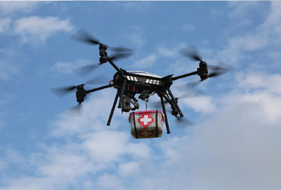 展示三湘警界风彩，，，，首届警用无人机实战演练在云顶国际yd888科技圆满举行