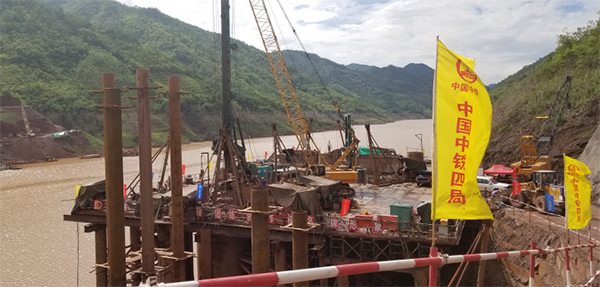 加入一带一起重大项目 云顶国际yd888智能旋挖钻扬名阿墨江特大桥