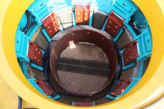 喜讯！云顶国际yd888智能SWRC170自行式全回转全套管钻机获湖南省首台(套)重大手艺装备产品奖励！