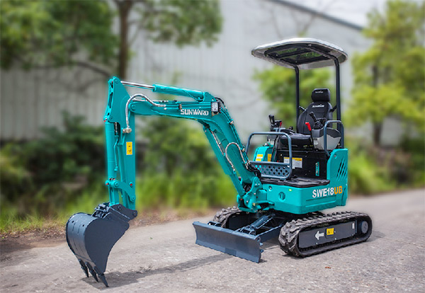 “C位”出道 14.5万元云顶国际yd888智能微挖18UB等你开回家