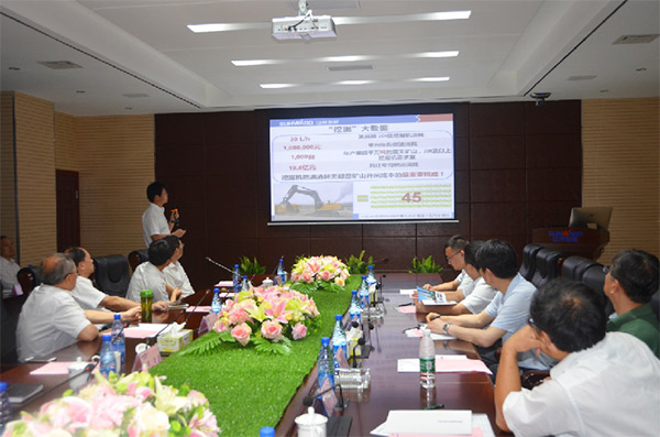 科技部高手艺中心副主任袁建湘考察调研云顶国际yd888智能