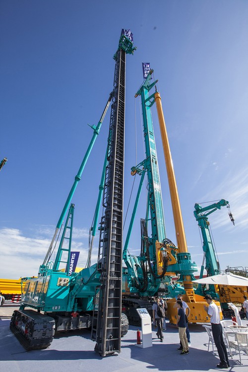 云顶国际yd888智能酷帅曾大虾，，，，，一大波美图带你亲临北京BICES展