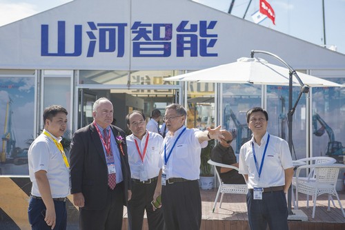 云顶国际yd888智能酷帅曾大虾，，，，，一大波美图带你亲临北京BICES展