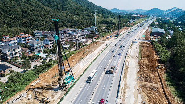 高效又环保，，，，说的就是SWSD双动力头强力多功效钻机