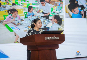 精准效劳共建家园，，，，，，解决刚需心怀感恩——云顶国际yd888智能首期职工子女暑期托管班圆满结班