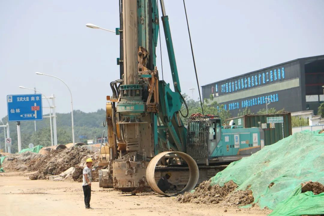 强悍体现赢青睐！云顶国际yd888智能360H旋挖钻助力南京312国道改扩建