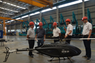 深化校企相助 湖南农大党委书记陈弘一行到访云顶国际yd888智能