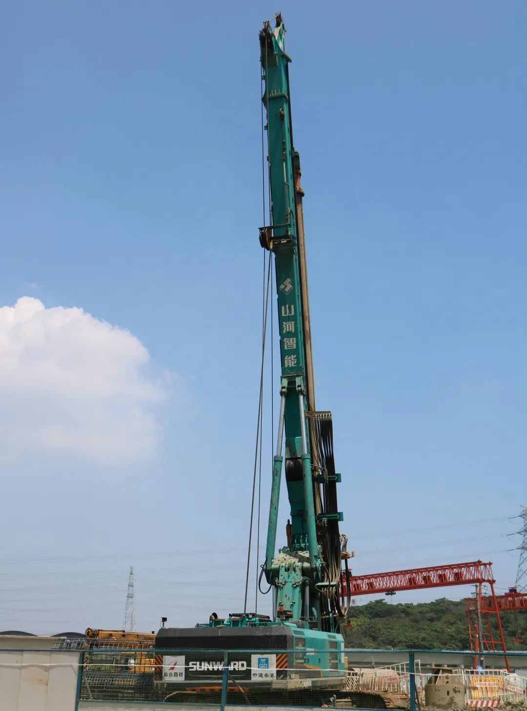 强悍体现赢青睐！云顶国际yd888智能360H旋挖钻助力南京312国道改扩建