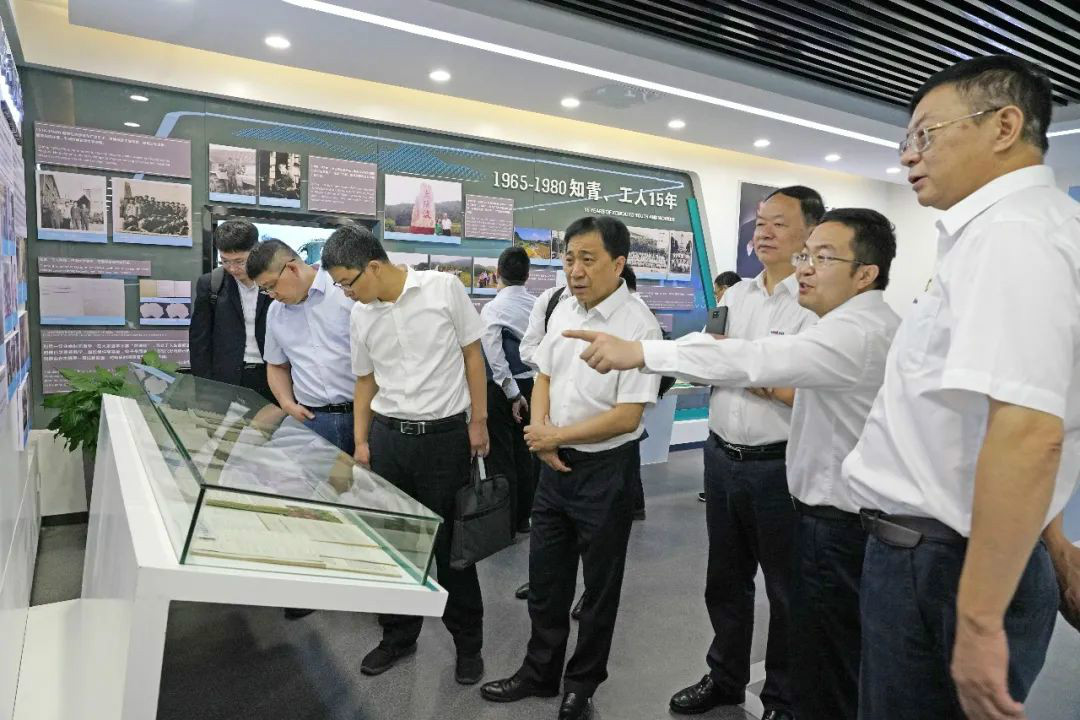 中铁装备赵华总司理莅临云顶国际yd888智能交流