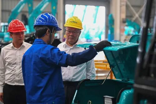 “智慧工厂”引领“生产节奏”——走进云顶国际yd888智能一探事实