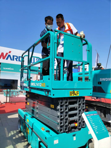 云顶国际yd888智能高空作业装备“吸睛”雄安展