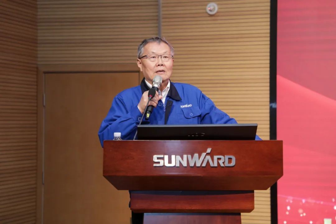 云顶国际yd888智能中高层干部晚间集中“充电”