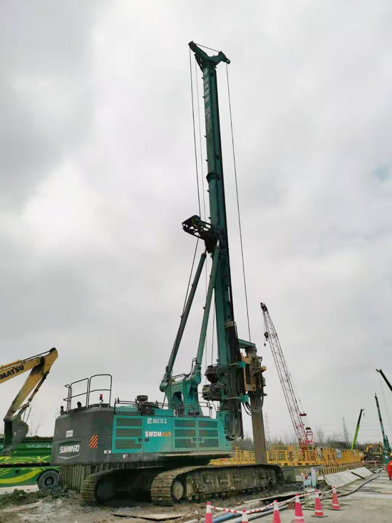 天下第一条智慧高速，，，，，为何认准云顶国际yd888智能旋挖钻机施工？？？？？