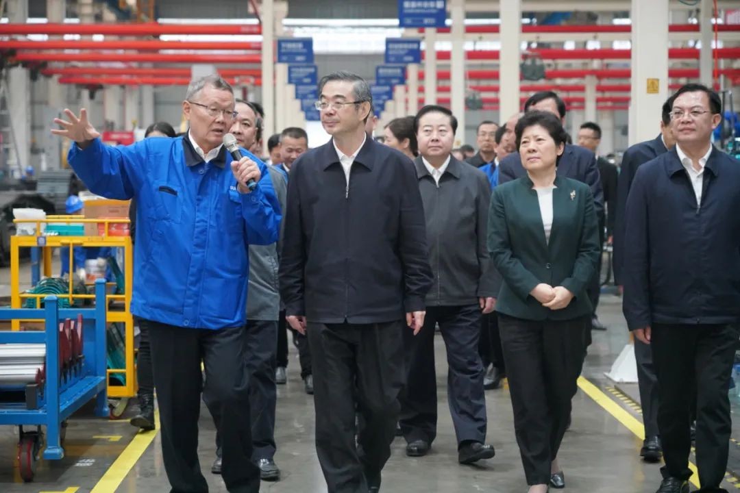 周强调研云顶国际yd888智能：增强知识产权保；；；； 效劳立异驱动生长