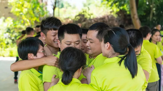 【夯基础 强执行 跨高度】2019云顶国际yd888智能挖掘机营销公司拓展训练营顺遂开展