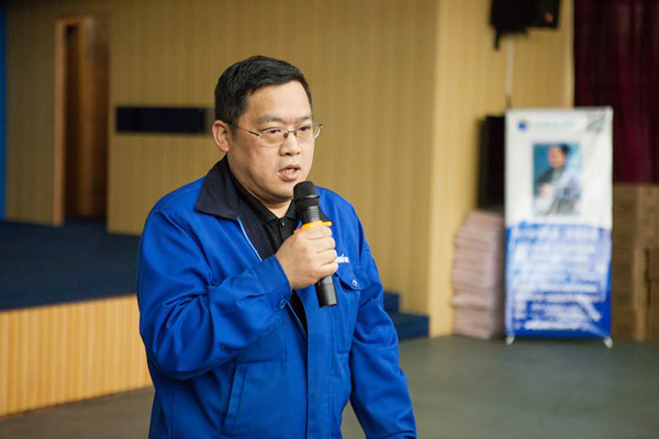 欢度三八节温暖云顶国际yd888家