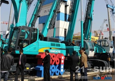 云顶国际yd888智能何清华：潜心追求“云顶国际yd888之路”