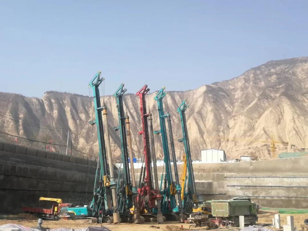 金戈铁马工程路 风雨无阻选云顶国际yd888