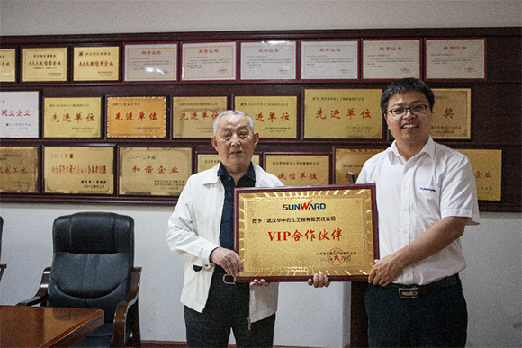 创富故事：相助十一年，，，，赞叹云顶国际yd888产品耐久耐用