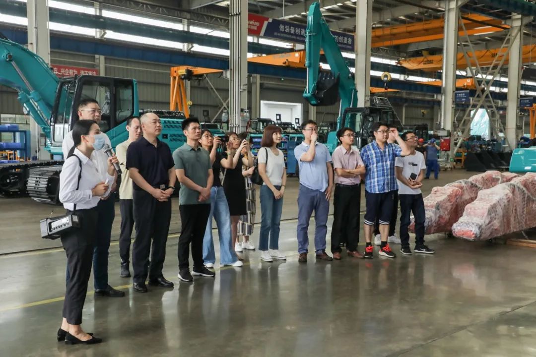 国防科大北斗团队考察云顶国际yd888智能