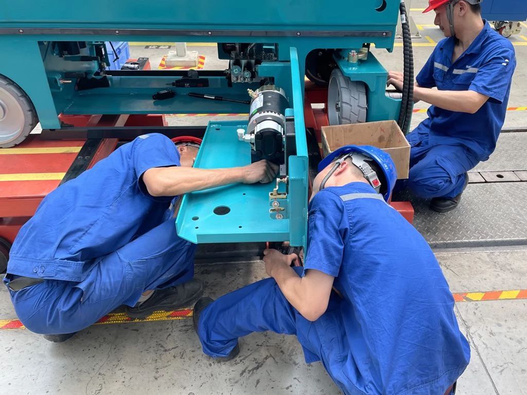 云顶国际yd888智能“蓝精灵”们在通俗岗位的坚守与贡献