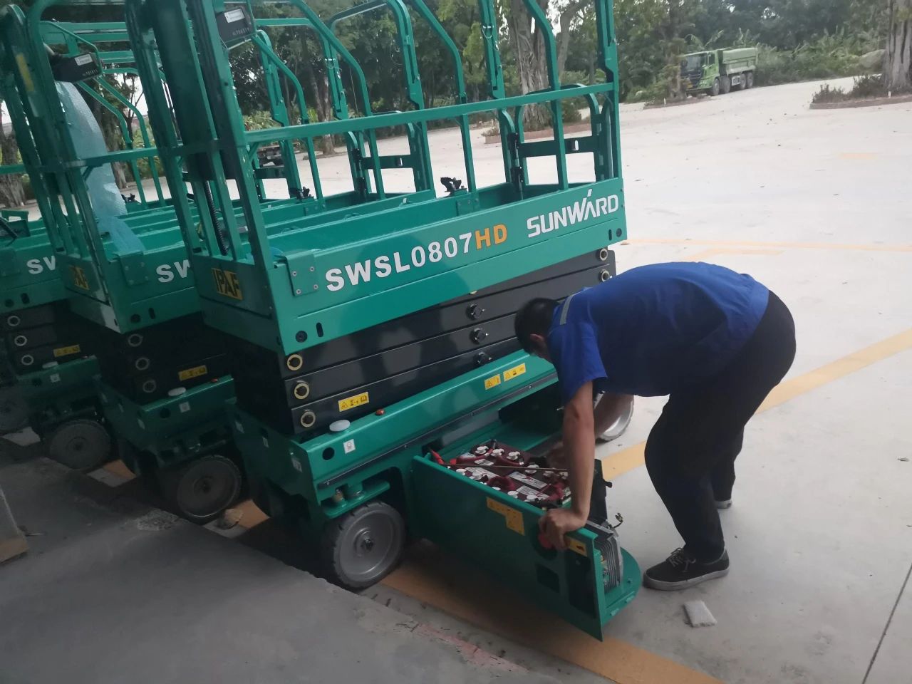 30小时，，，，，，，8小我私家，，，，，，，10台装备，，，，，，，我们说到做到！