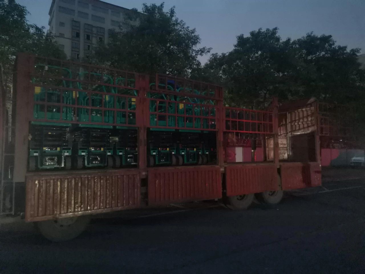 30小时，，，，，，，8小我私家，，，，，，，10台装备，，，，，，，我们说到做到！