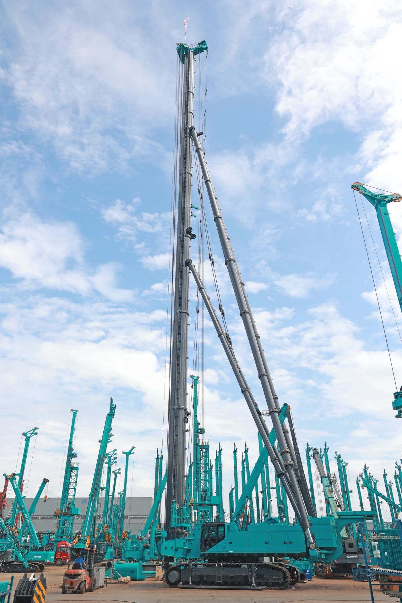 新品来了！看云顶国际yd888智能超等桩架怎样⊙∪”操胜券