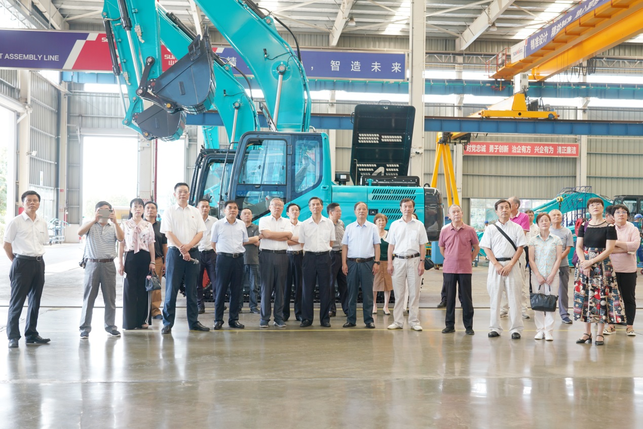 湖南省老科学手艺事情者一行到访云顶国际yd888智能