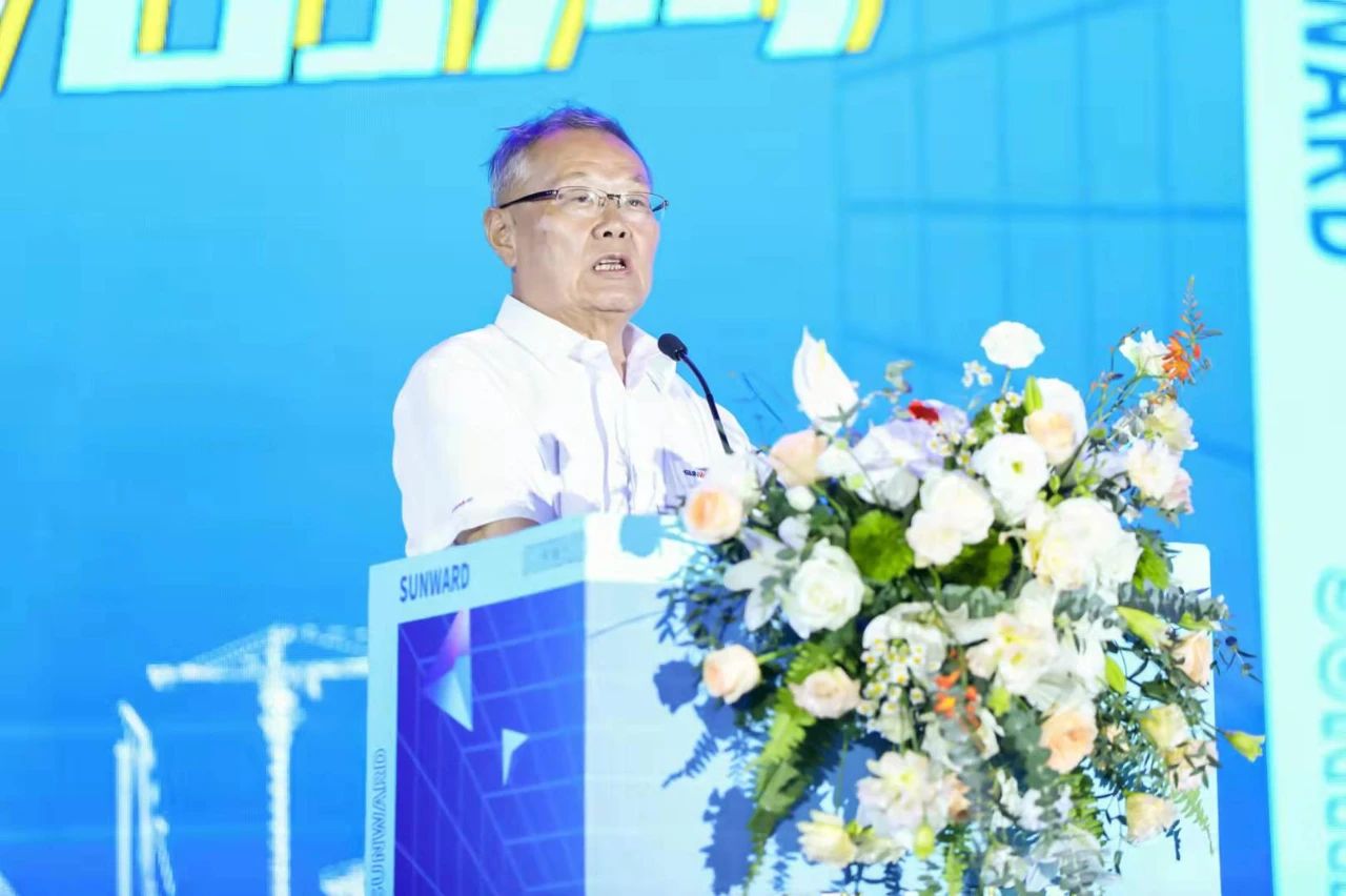 四大成套装备携手登。。。。。。≡贫ス蕐d888智能立异效果展示会交出“亮眼答卷”