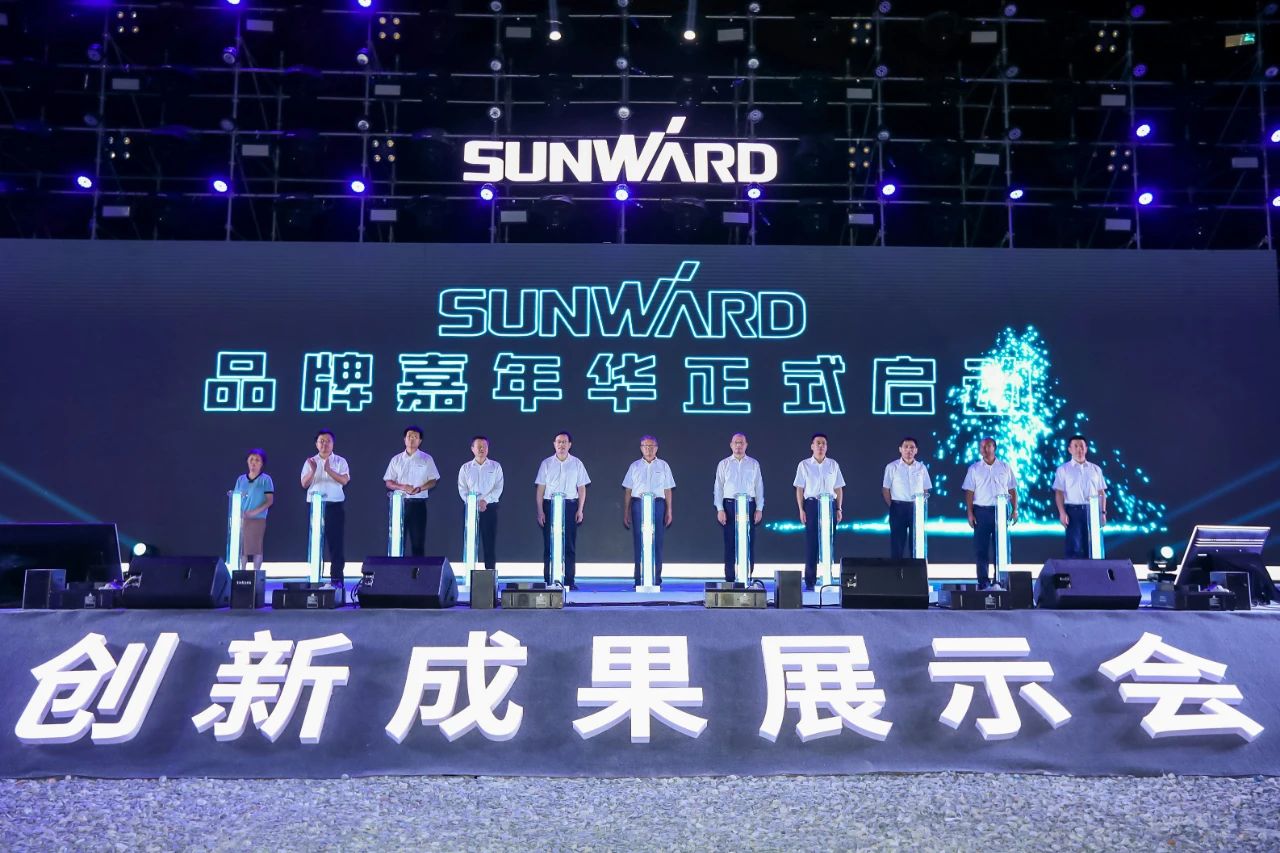 逛展超热闹！云顶国际yd888智能效果展示会高能名时势来袭