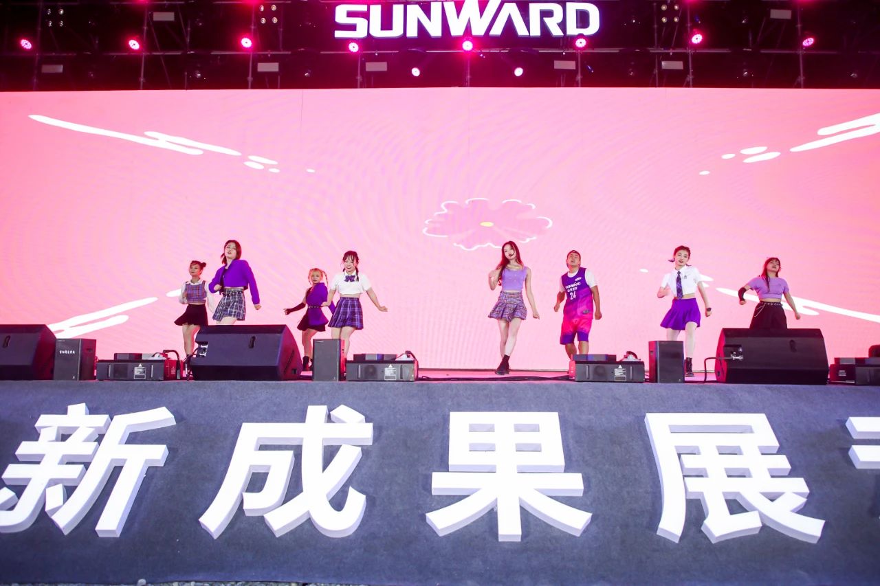 逛展超热闹！云顶国际yd888智能效果展示会高能名时势来袭