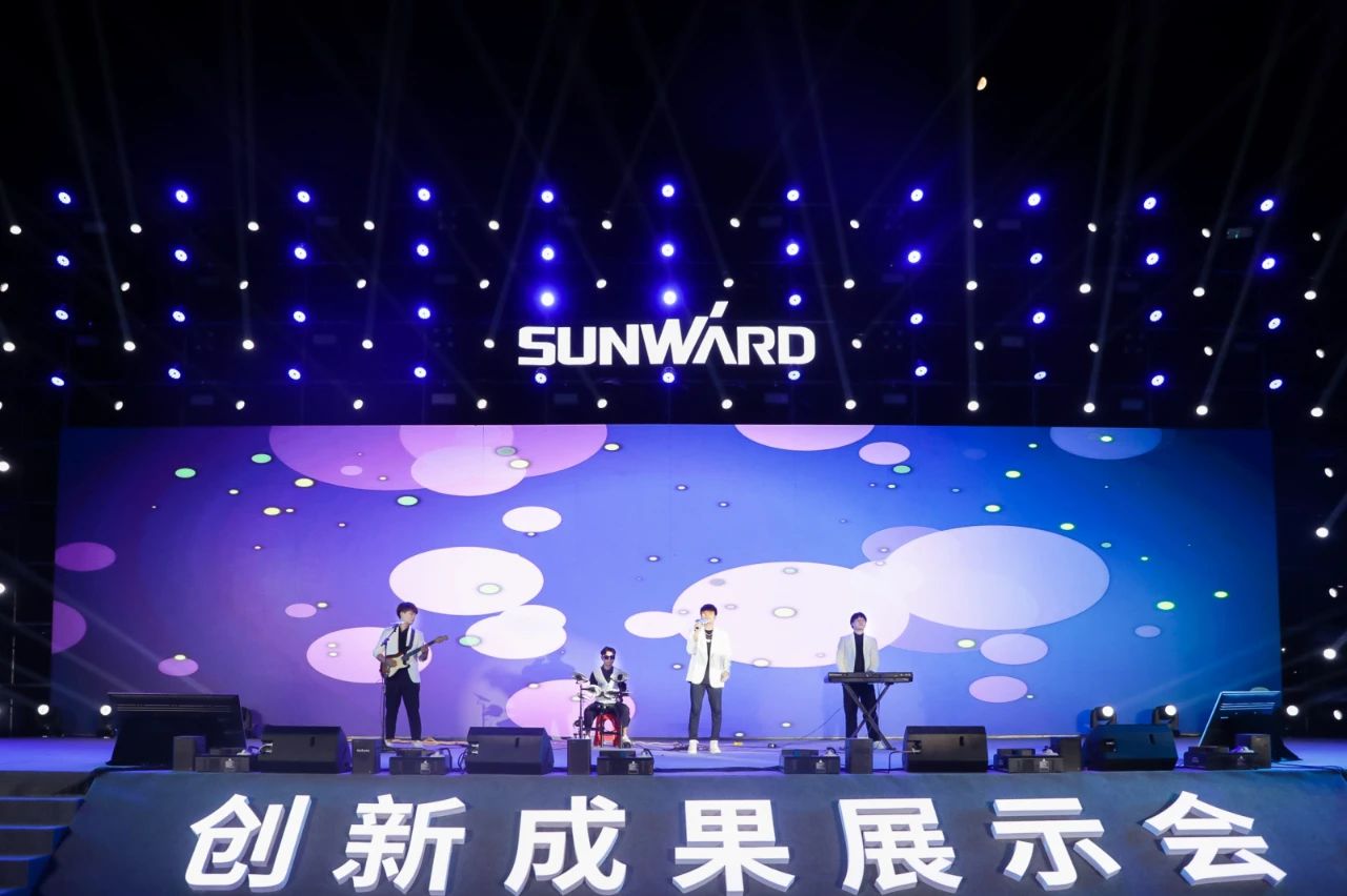 逛展超热闹！云顶国际yd888智能效果展示会高能名时势来袭