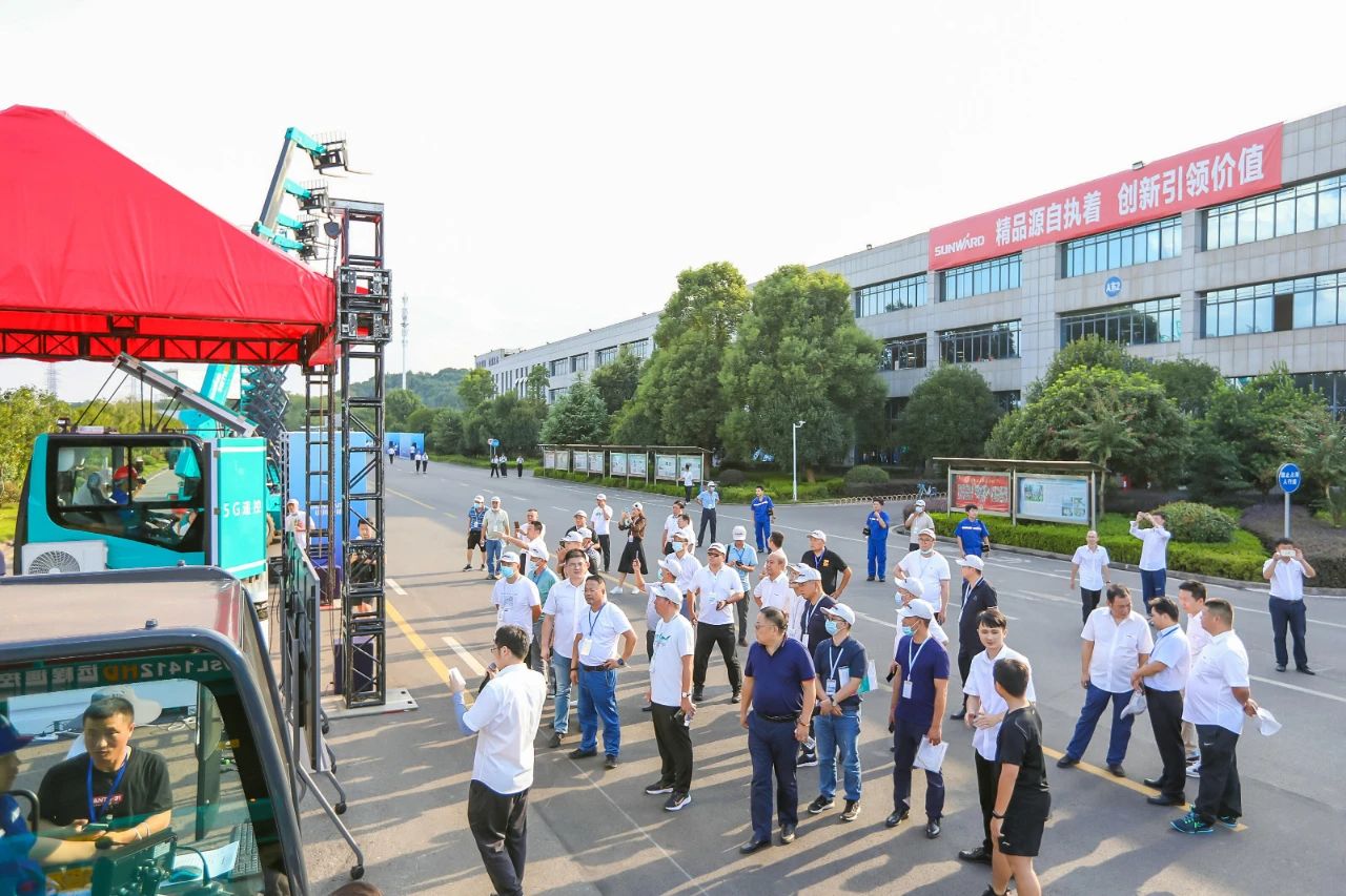 远程？？？？？+仿真培训！全球首创5G？？？？？胤抡媾嘌抵腔燮教ň柿料