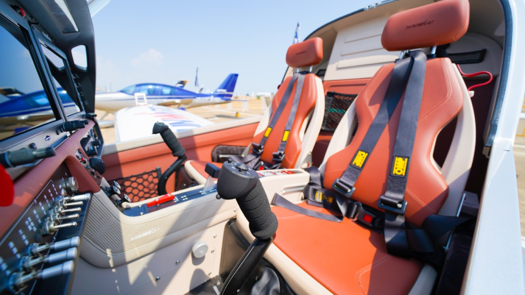 新机、航行演出…2021中国航展云顶国际yd888航空秀给你看