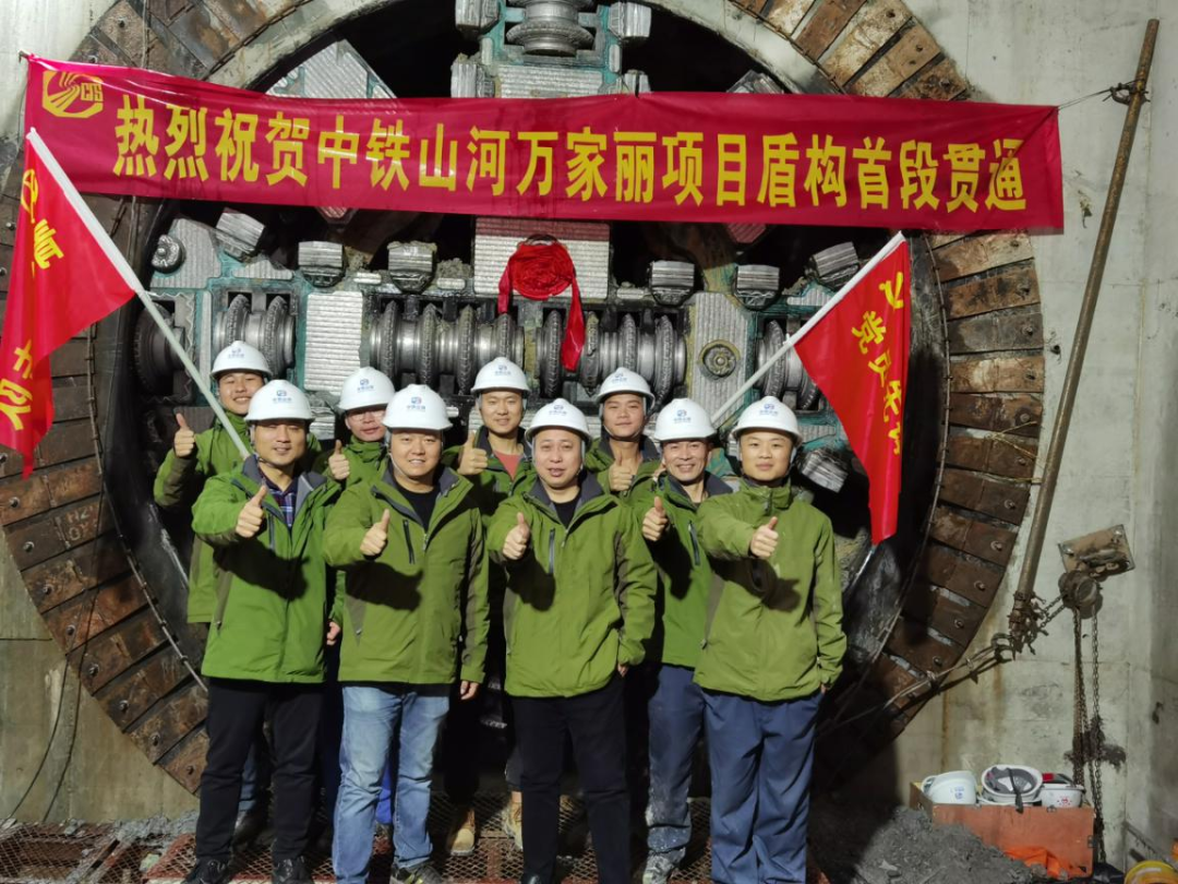 历时424天，，，，，创下最高纪录！万家丽快速化刷新北延线（含电力隧道）全线意会