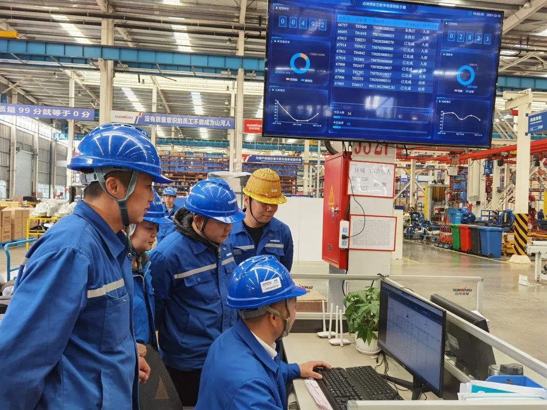 你好 2022！再见 2021！我与云顶国际yd888智能共生长