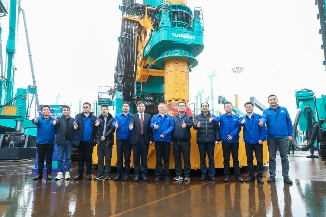 多款产品问鼎天下之最！云顶国际yd888智能地下工程装备全球宣布会乐成举行