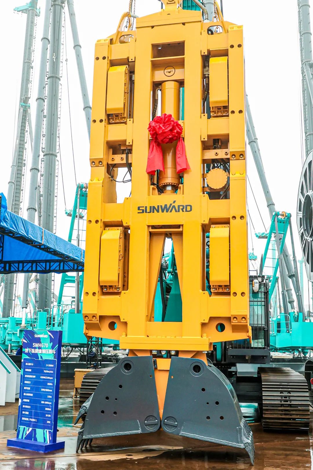 打造“明星产品”！云顶国际yd888智能地下一连墙液压抓斗乐成宣布