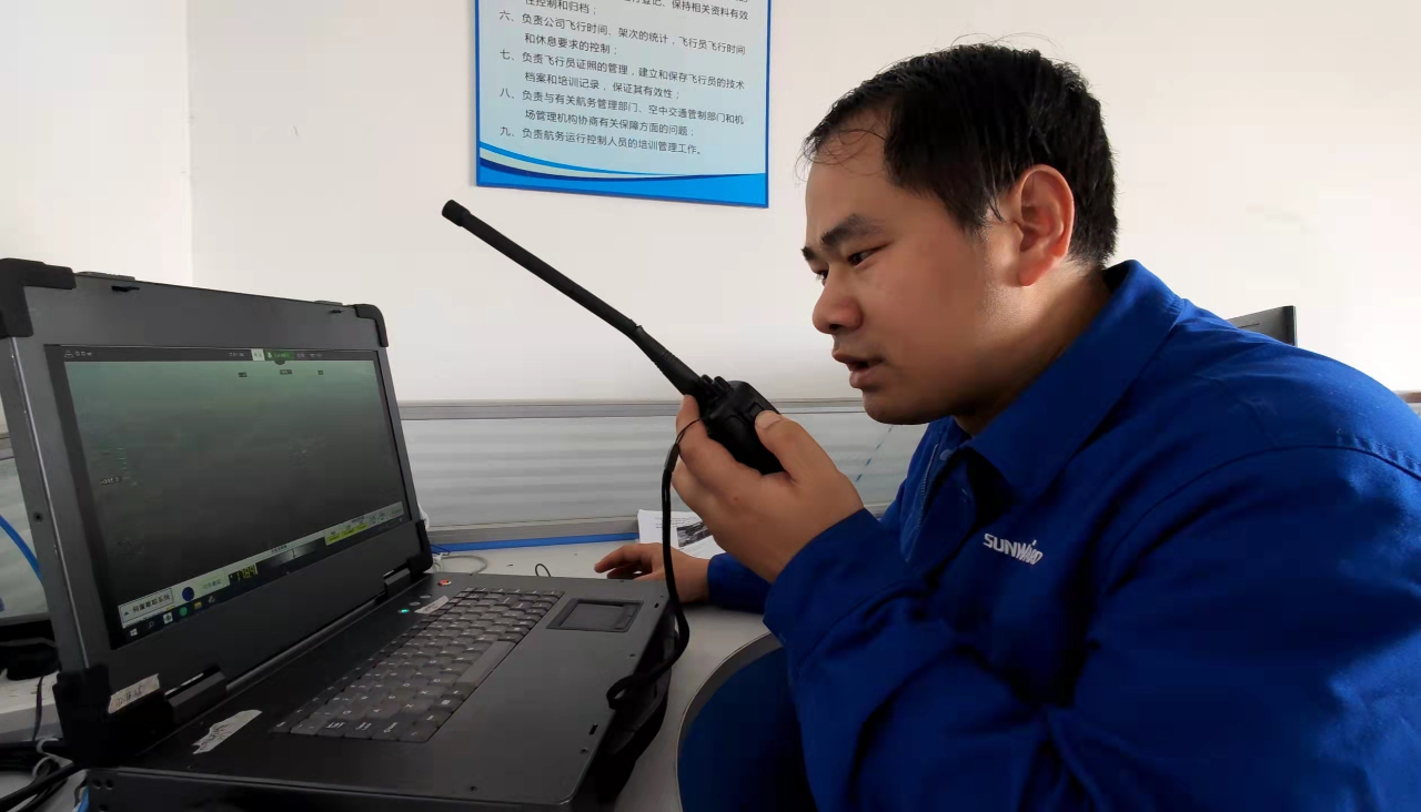 火情就是下令！湖南航空应抢救援队云顶国际yd888机组展现“云顶国际yd888速率”