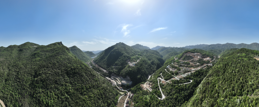 展现施工“奇效”！云顶国际yd888智能旋挖钻机强势助力炉慈高速公路建设