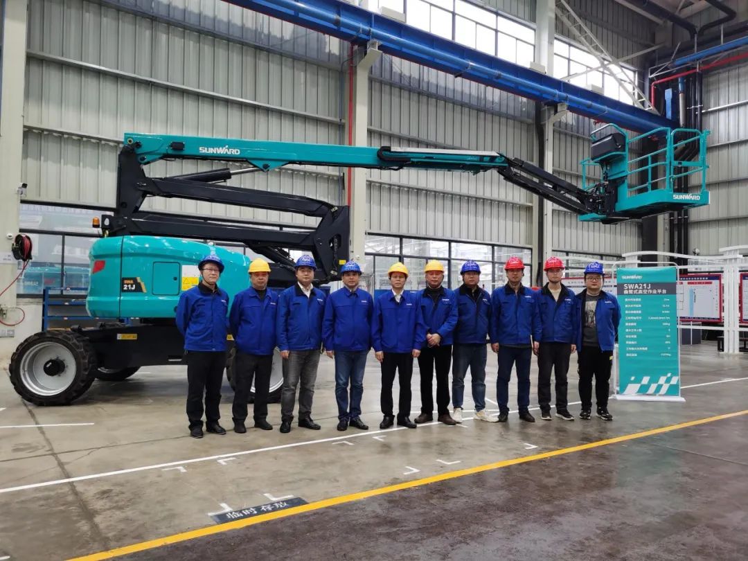 行业同级别产品之最！云顶国际yd888智能又一款曲臂式高空作业平台乐成下线