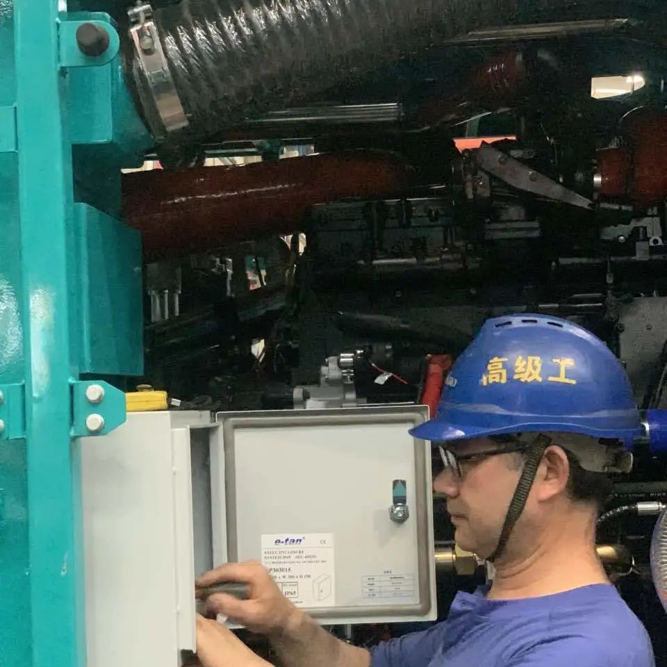 将斗争举行究竟！致敬云顶国际yd888劳动者