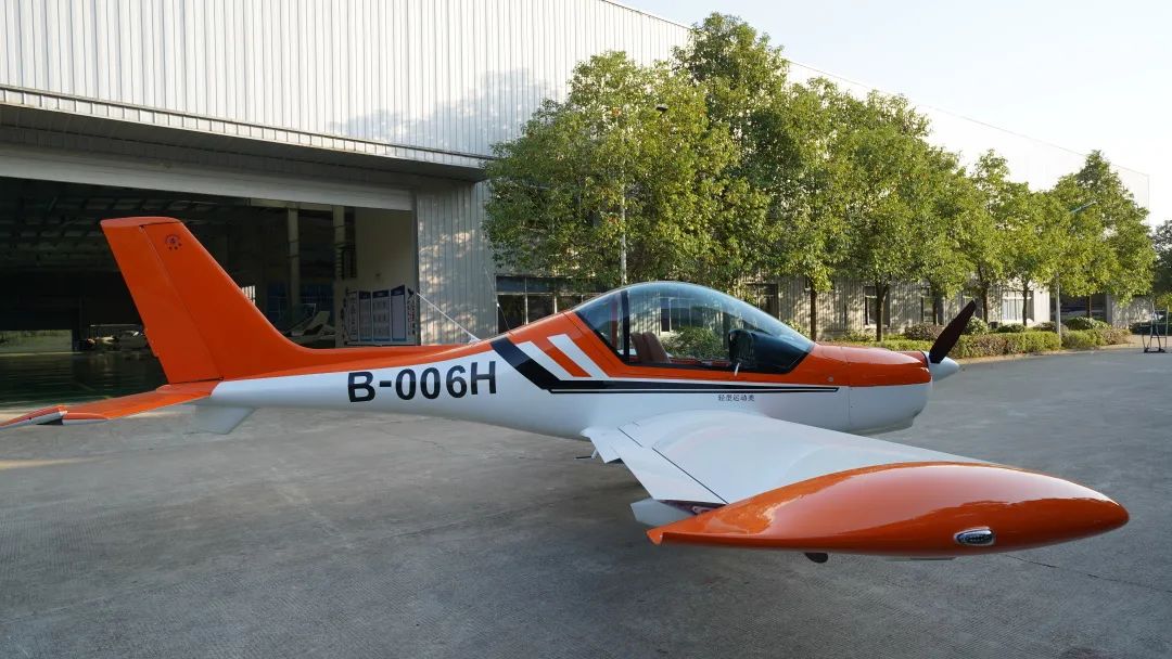 图集 | 阿若拉穿“鲨”衣，，，，，，尚有更多套装为天空添彩！