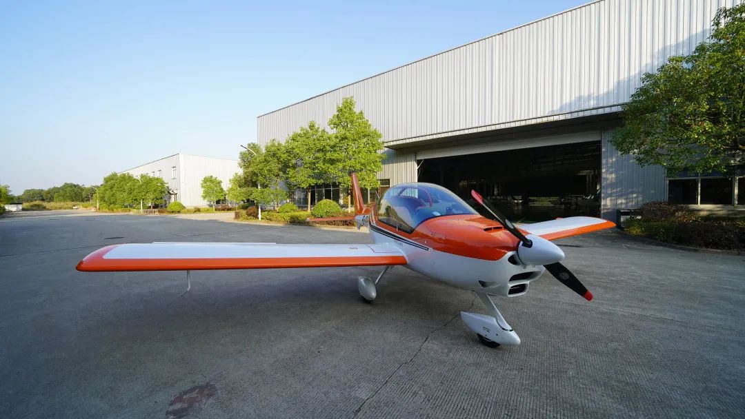 图集 | 阿若拉穿“鲨”衣，，，，，，尚有更多套装为天空添彩！