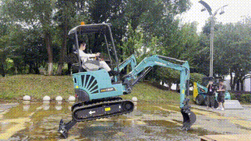 “太绝了！”云顶国际yd888智能代表长沙精彩亮相湖南省第一届职业手艺大赛特技绝活展演